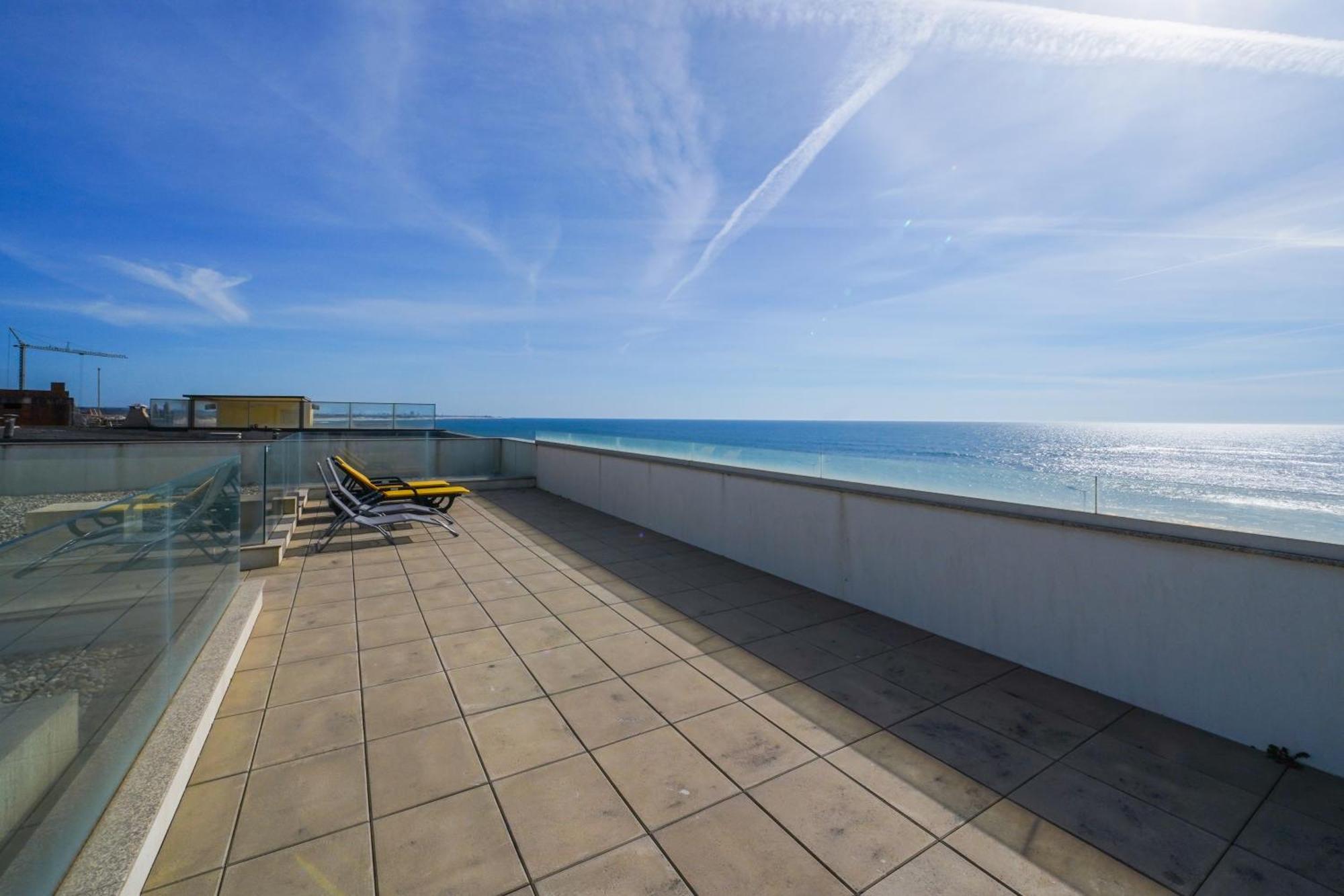 Апартаменты Ombak Apulia - Sea View Экстерьер фото